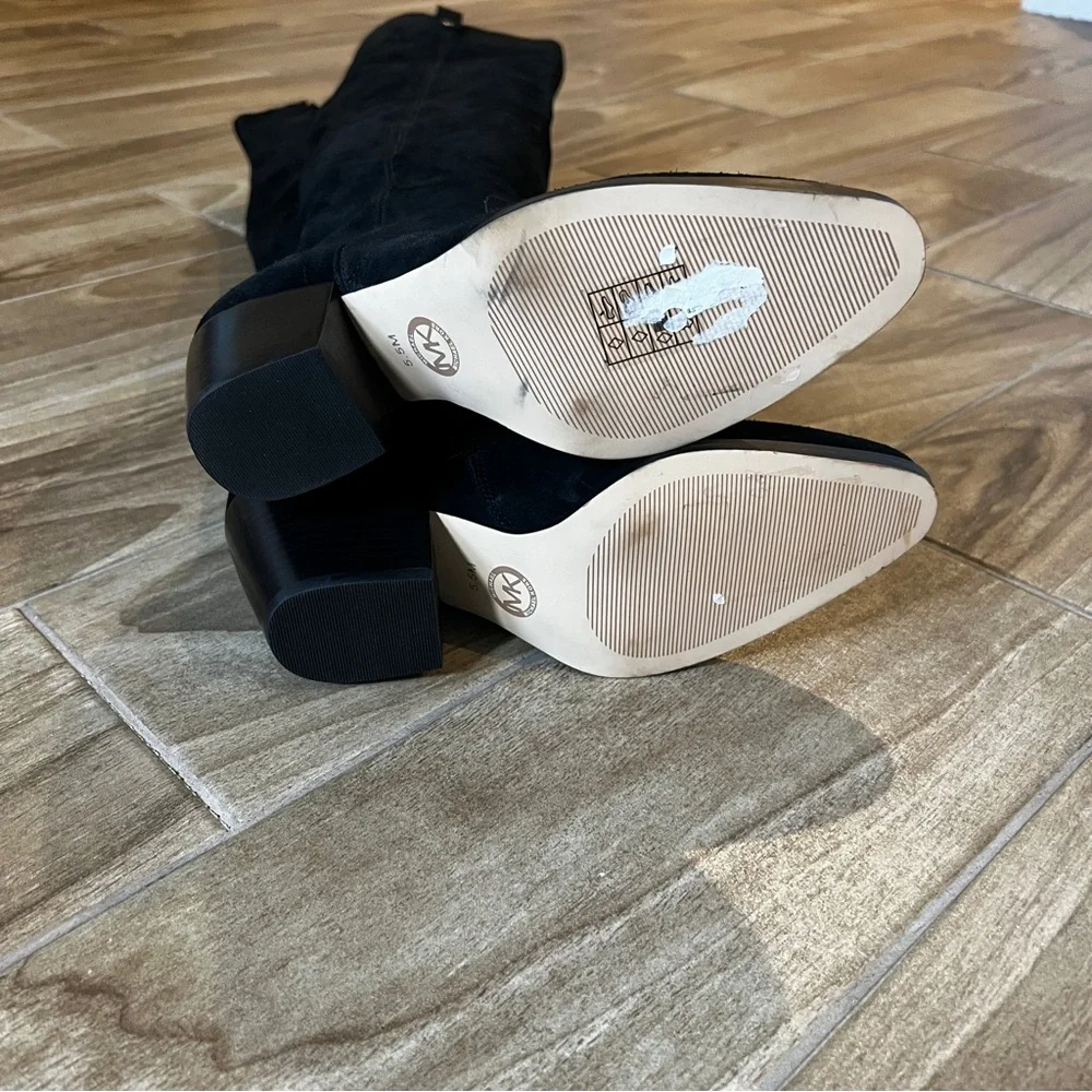 MICHAEL MICHAEL KORS NWOB Harlow suede knee high boots SIZE 5.5